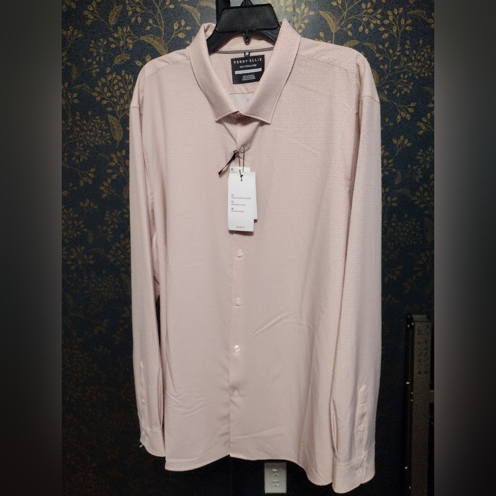 NEW Perry elllis Stretch Performance Button Down Shirt